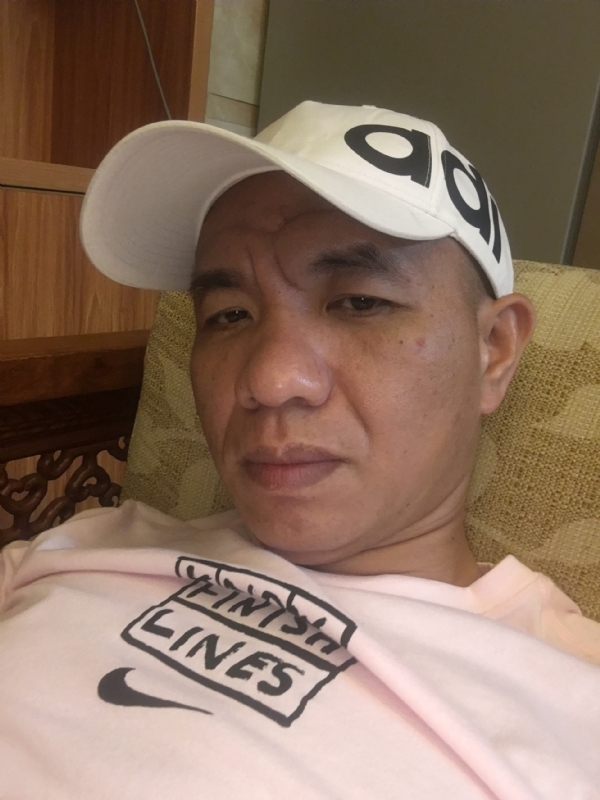 坚持到底的第一张照片--厦门中老年相亲网