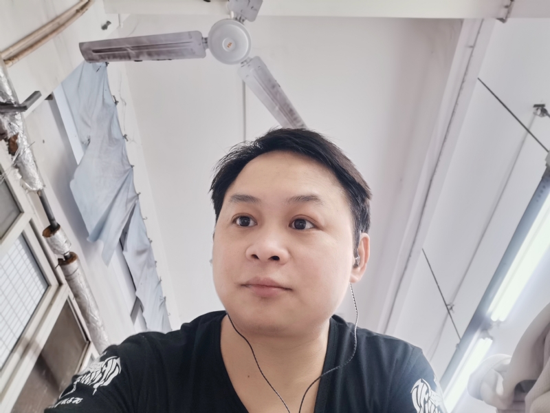 记忆抹尘埃的第一张照片--厦门中老年相亲网