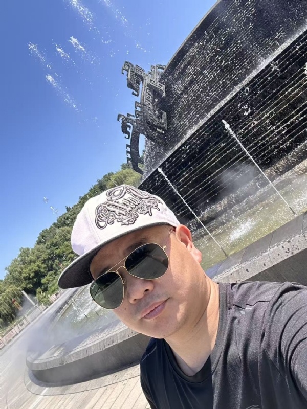 艾伦的第二张照片--厦门中老年相亲网